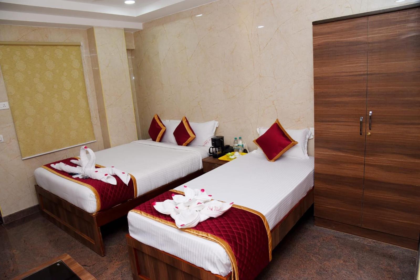 Hotel Sri Vishnu Residency Sriperumbudur Esterno foto